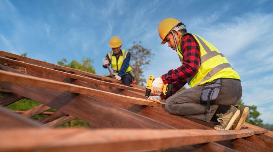 Expert new roof installation services in Laurel, IA